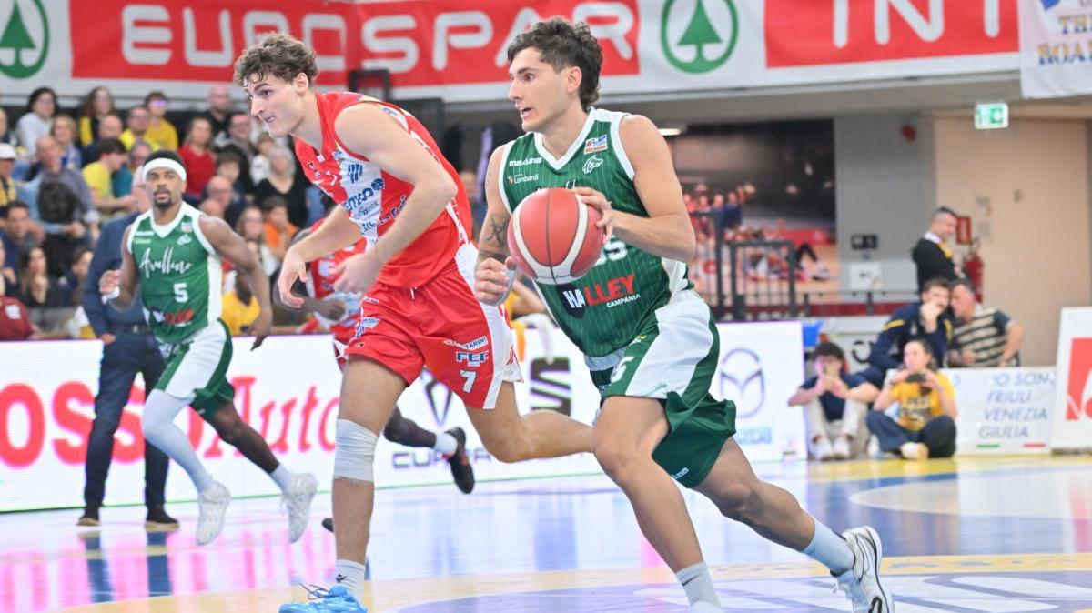 L'Avellino Basket sbanca anche Cividale: quarta vittoria su quattro gare