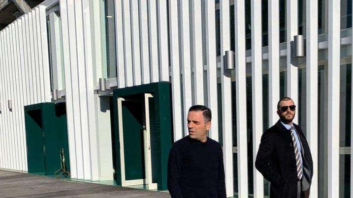 La NON risposta di Izzo alla domanda sugli stipendi: il colpo di grazia in una giornata imbarazzante