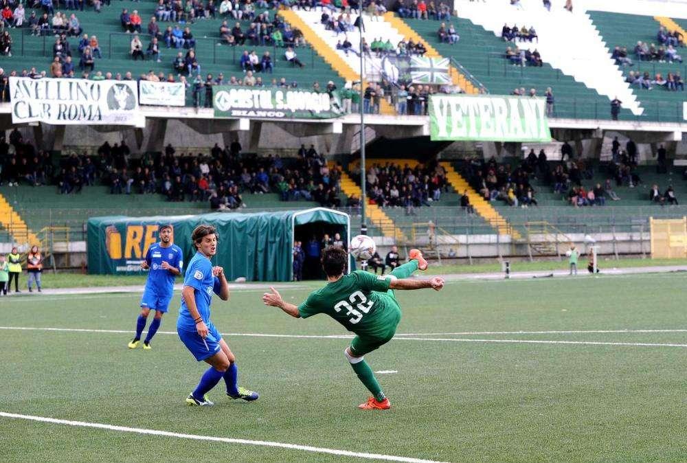 Avellino dominato a Fregene e senza più primato: l'Atletico stende i lupi (4-1)