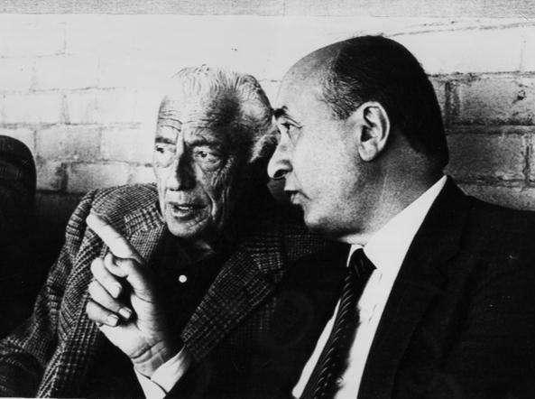 È morto De Mita, ex presidente del Consiglio: iconica la foto al Partenio con Gianni Agnelli
