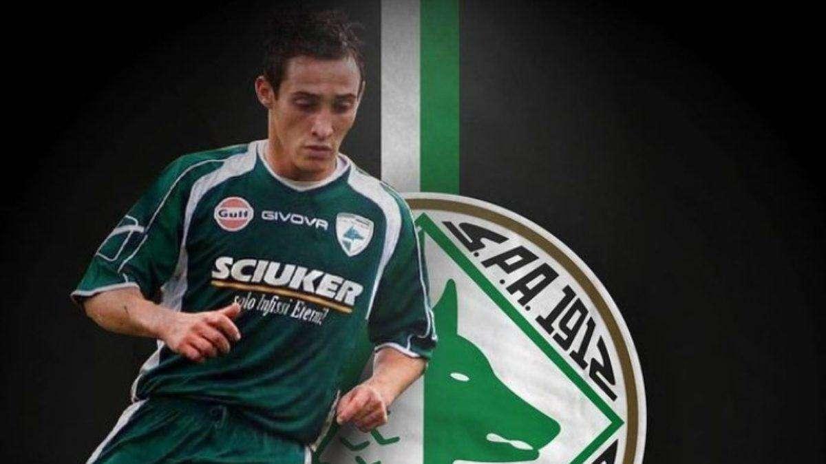 Avellino, con il Palermo lutto al braccio in memoria di Filippo Viscido