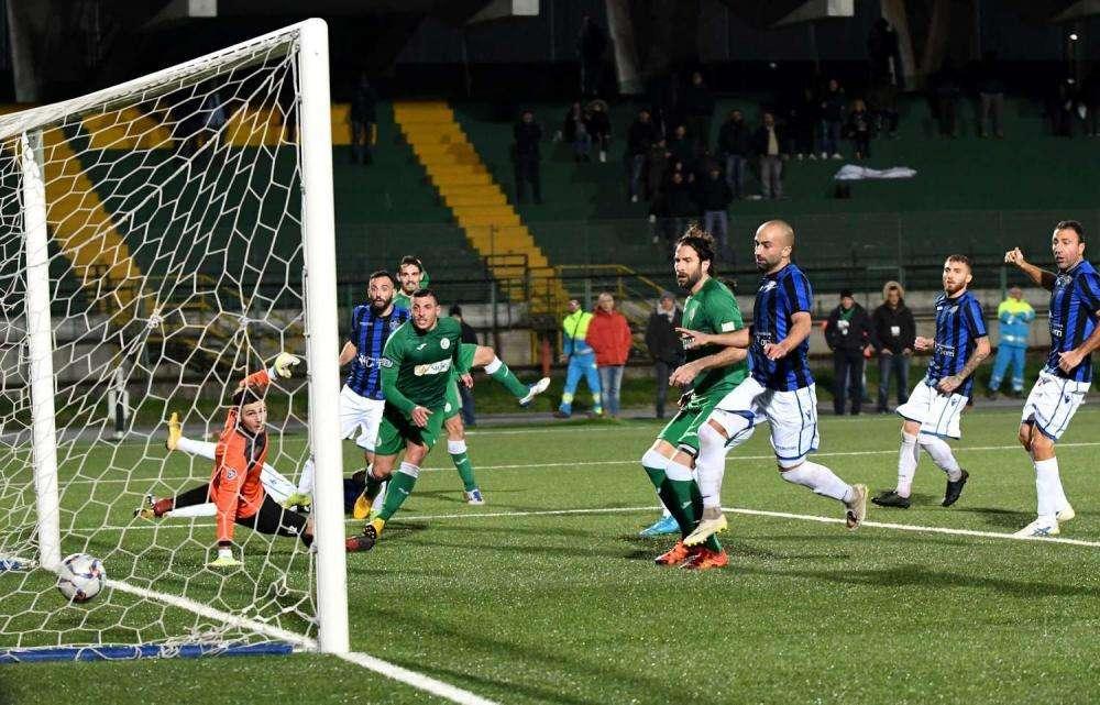 Latina-Avellino, sold-out il settore ospiti del Francioni: venduti i 500 biglietti a disposizione dei tifosi irpini