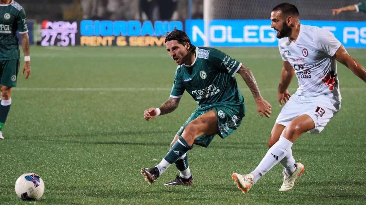 TS -  Avellino, blitz a Crotone. Su tutti Patierno, Sgarbi e Pazienza 