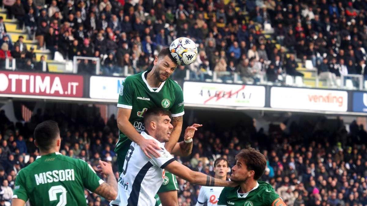 L'Avellino riprende ad allenarsi: le ultime su Simic, Iannarilli e D'Andrea
