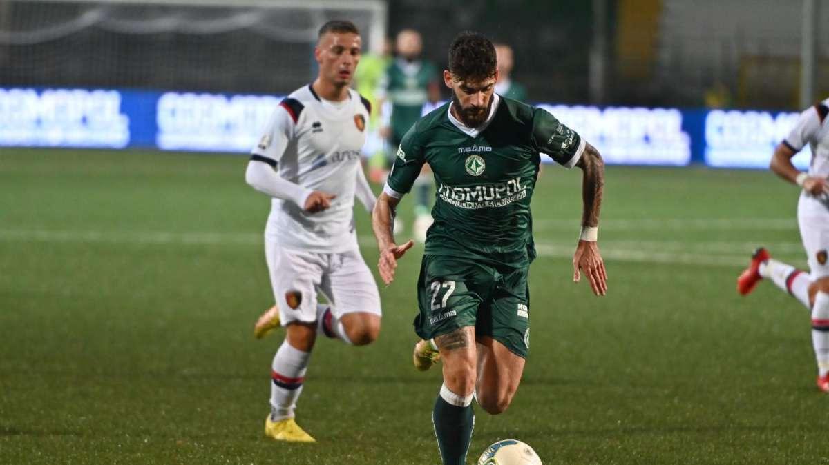FISCHIO FINALE - La doccia gelata a tempo scaduto, l'Avellino vede sfumare al 92' il -3 dalla capolista