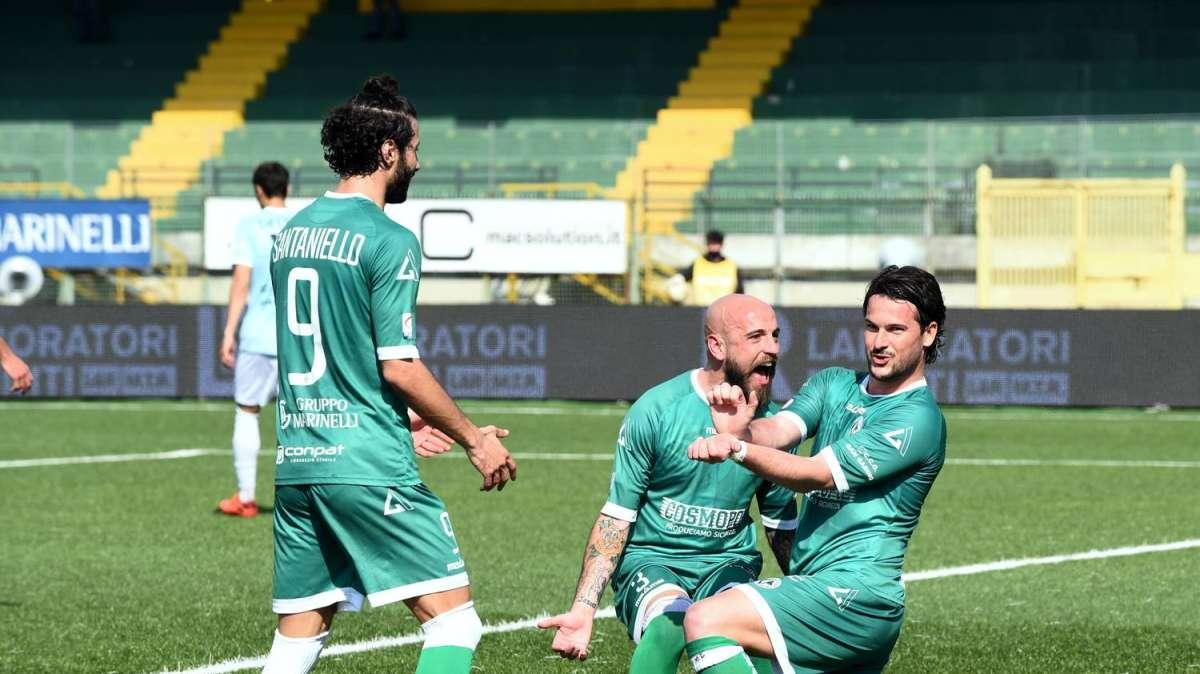 CdS - Maniero fa 400 e ci mette la firma, l'attaccante è il migliore