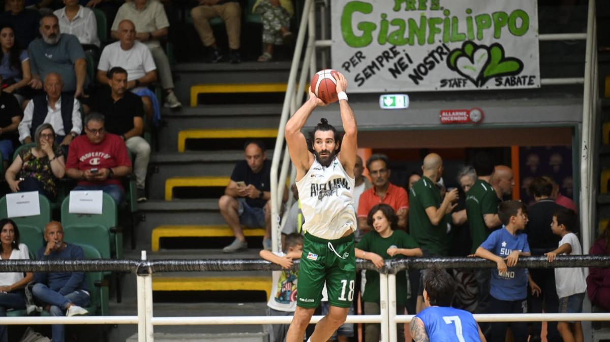 L'Avellino Basket supera in amichevole Ruvo di Puglia