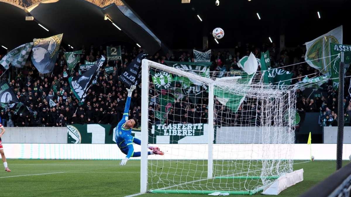 TuttoSport - Spalletti vuole valutare Daffara in ritiro: le ultime sul portiere