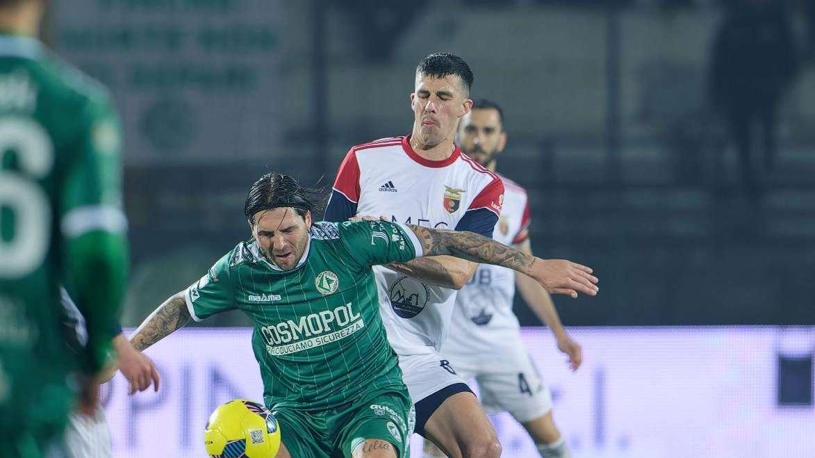 Turris-Avellino 0-2, fine primo tempo: Patierno show al Liguori