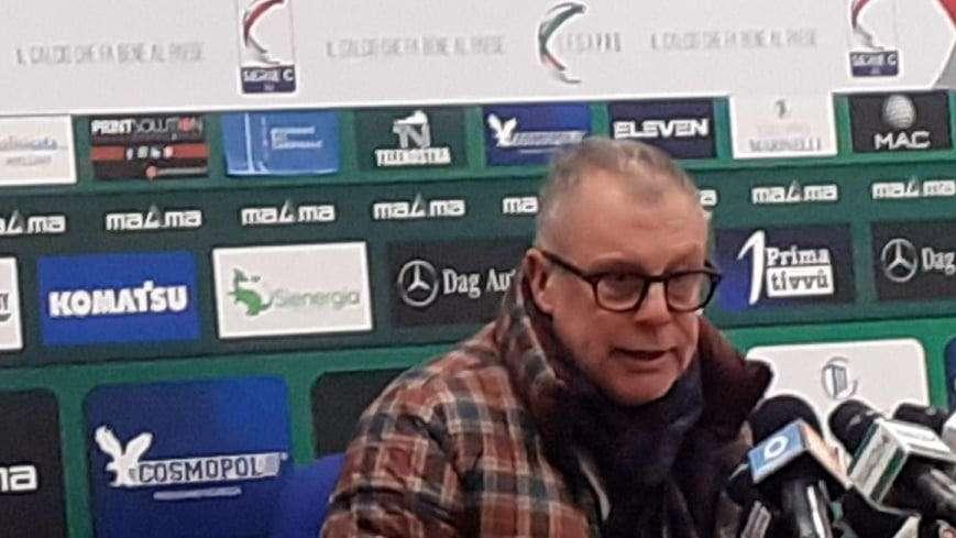 Braglia: "Attenzione al Monopoli, tra le più in forma del girone di ritorno. Squalifica? Mi dà fastidio, non ho fatto nulla"