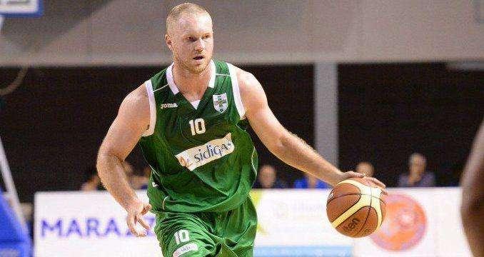 Basket - La Sidigas vince a Pesaro 78-83, super Leunen