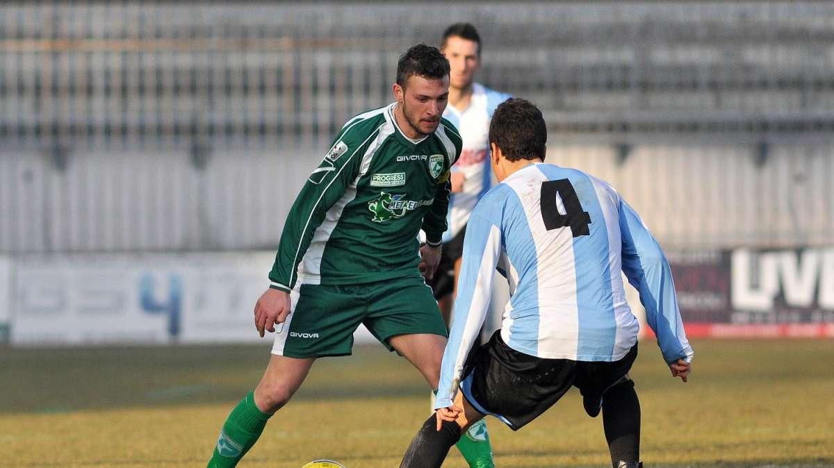 Avellino-Viareggio 2-0, decide una doppietta di Zigoni