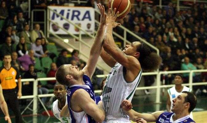 Troutman svela i motivi della fuga e ringrazia Avellino