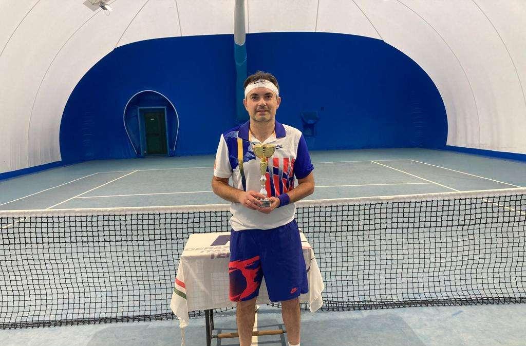 Tennis, gli amatori come i “pro”: a Torino anche Massimo Roca