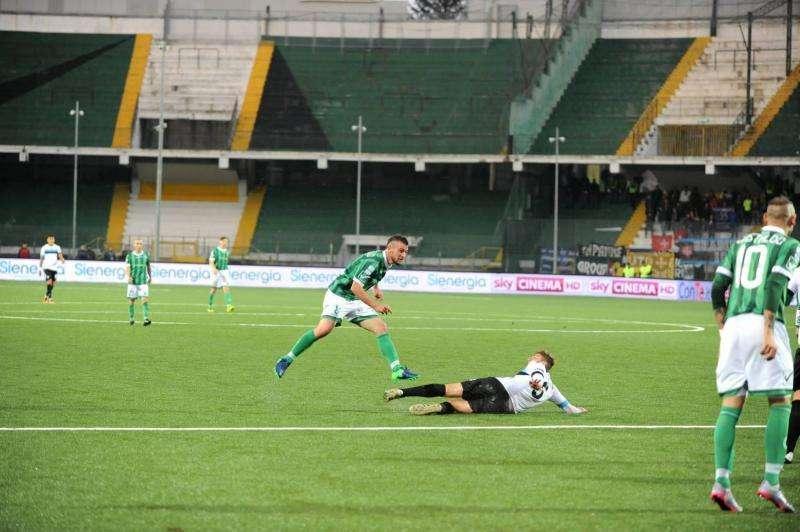 Avellino, primo allenamento per Novellino: all-in sul 4-4-2, in gruppo Verde e Soumaré