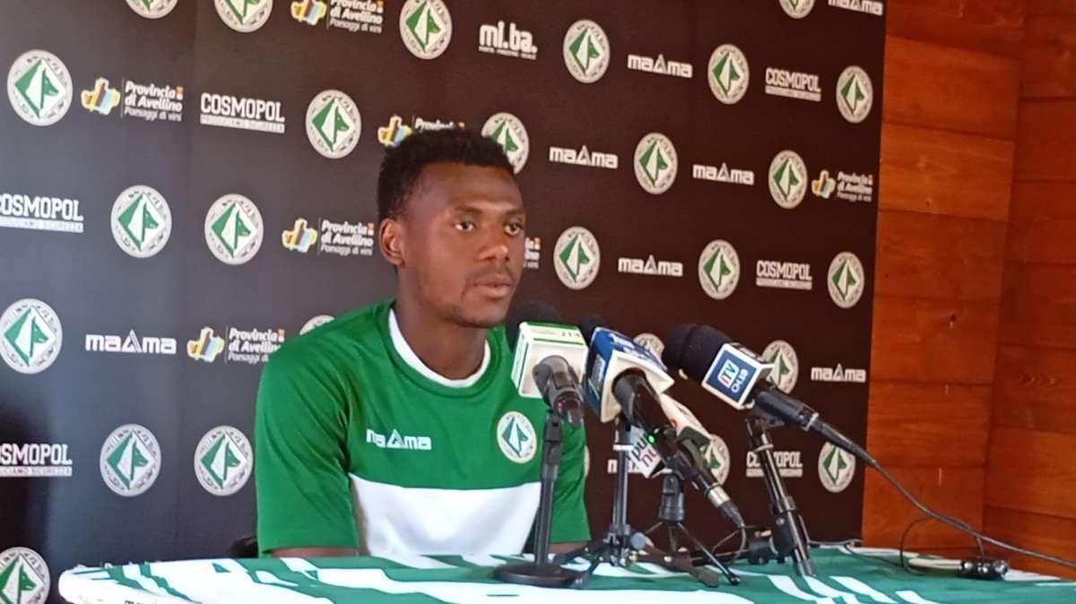 Gyabuaa si presenta: "Felice di essere dell'Avellino, trattativa lunga, l'Atalanta credeva in me. Gruppo sano, ma c'è da migliorare. Palmiero un punto di riferimento"