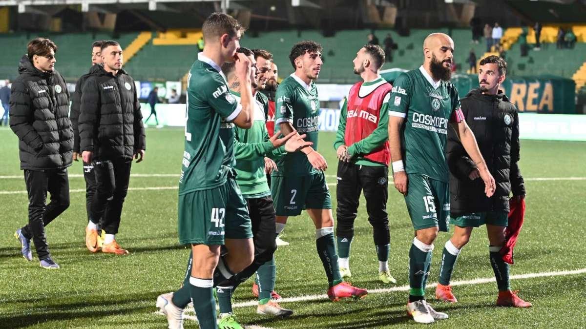 Ad Agropoli con 830 lupi al seguito: Avellino, riprendi da dove hai lasciato. Presentazione e probabile formazione