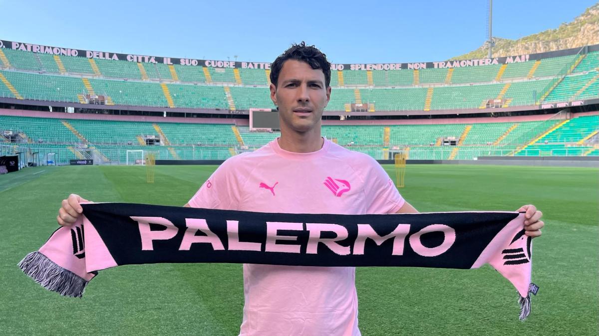 Palermo, Mazzitelli prende il posto dell'infortunato Strefezza nella lista Over