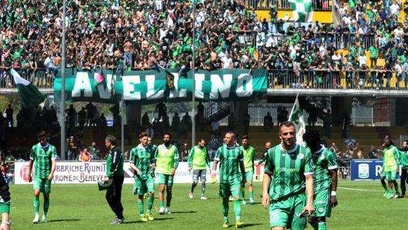 Avellino-Bari 1-1, le pagelle: la difesa convince, il centrocampo no. Bidaoui migliore in campo