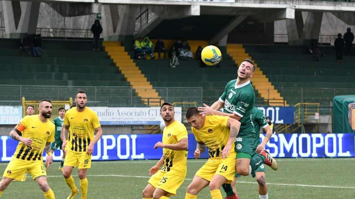 TS - "L'Avellino si aggiudica il derby con pieno merito". Voti alti per tutti i lupi