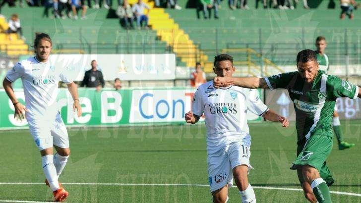 Gds - "Il Bari vince solo in casa L’Avellino si arrabbia". Le pagelle esaltano Kresic