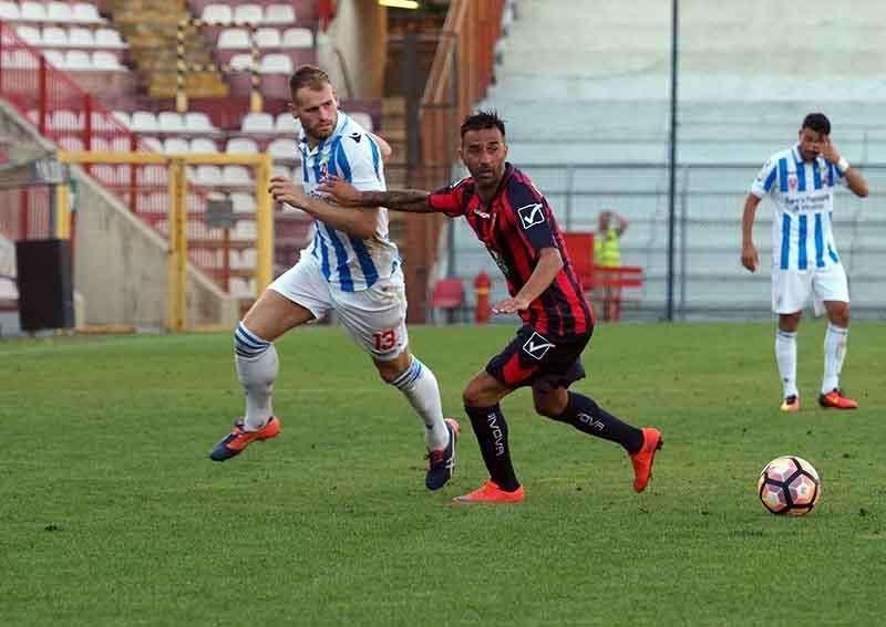 Qui Brescia: le rondinelle su un attaccante del Bari