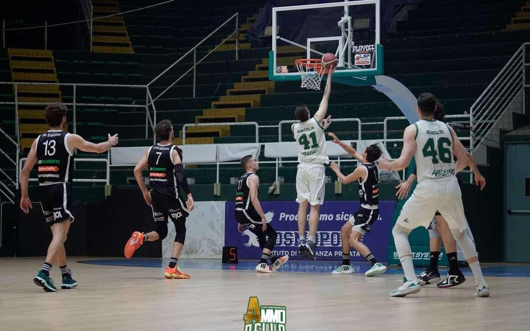 Delfes spettacolare: Pielle ko al Delmauro 82 a 70, serie riaperta