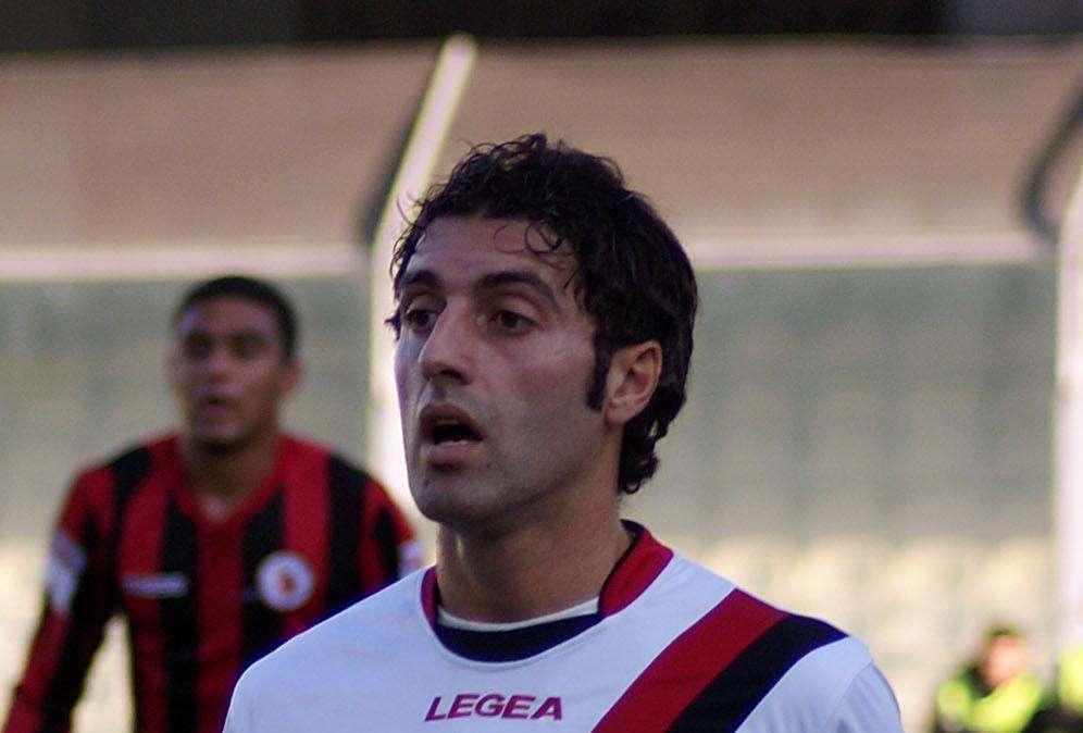 L'esterno rossonero Croce molto vicino all'Avellino