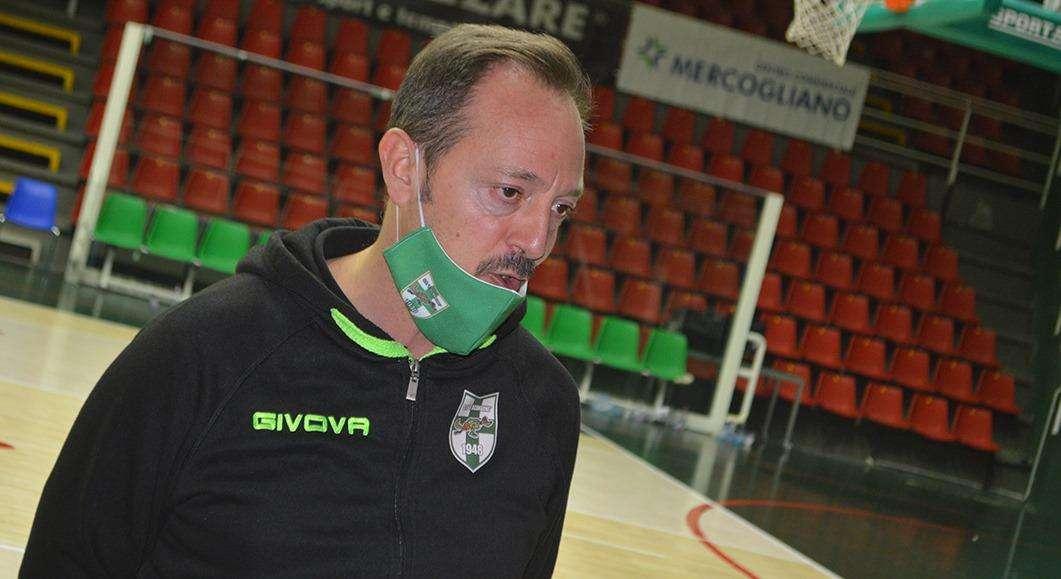 Scandone, De Gennaro chiede scusa ai tifosi dopo il ko con Cassino: "Stasera c'è poco da dire" 