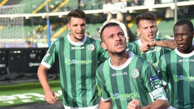 D'Angelo: "Una vittoria da dedicare ai tifosi. Squadra bagnata squadra fortunata"