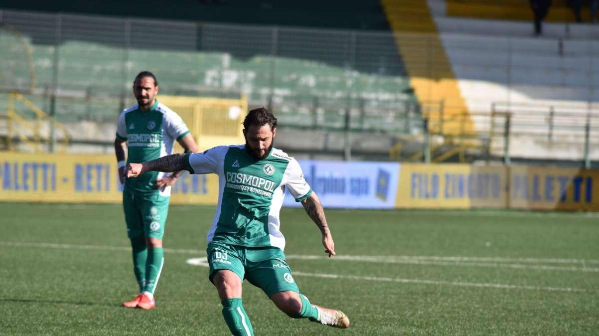 Tre punti senza entusiasmare, ma per i playoff servirà maggiore concretezza