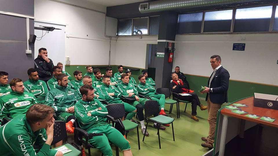 "Regoliamoci" ha fatto tappa ad Avellino. Novellino: "In prima linea per un calcio vero e leale"