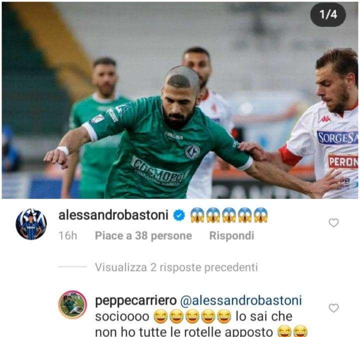 Carriero sfoggia il taglio con la mezzaluna alla Ronaldo. Bastoni dell'Inter lo commenta e lui risponde: "Non ho tutte le rotelle a posto"