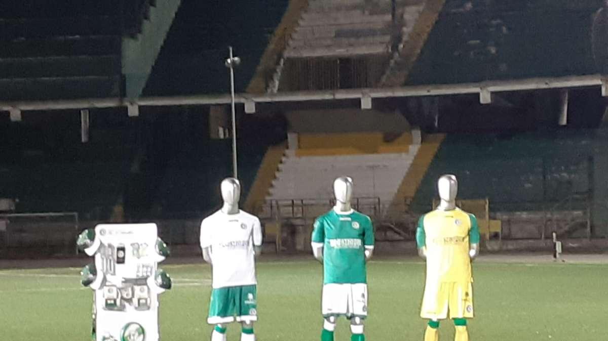 Avellino, maglia gialla per l'esordio ufficiale contro il Renate