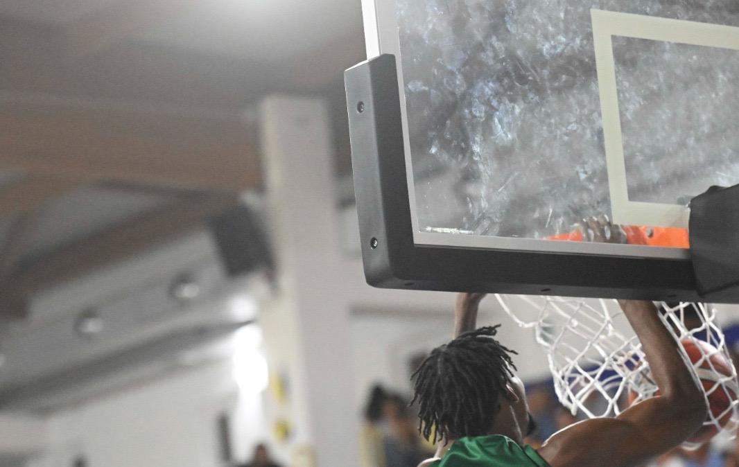 Avellino Basket, si ferma Owens: il bollettino medico
