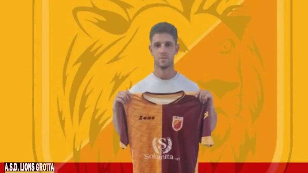Lions Grotta, tesserati due perni della cavalcata vincente di Prima Categoria 