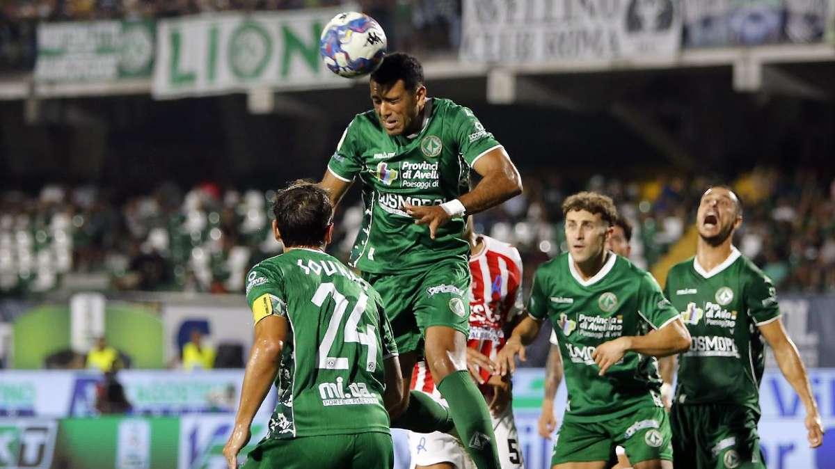 Il giornalista marchigiano Bartocci: "Cheddira ad Avellino porterà gol ed entusiasmo"
