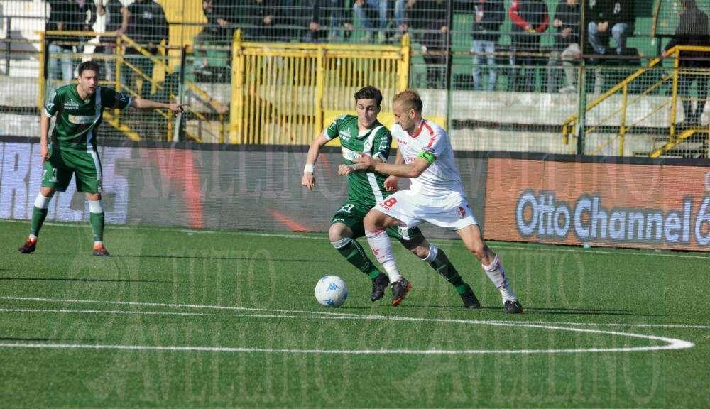 TS - "Il Bari esonera Novellino, c'è Foscarini"