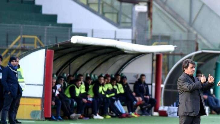 TS - Polemiche per l'arbitraggio, Parisi da 8 in pagella