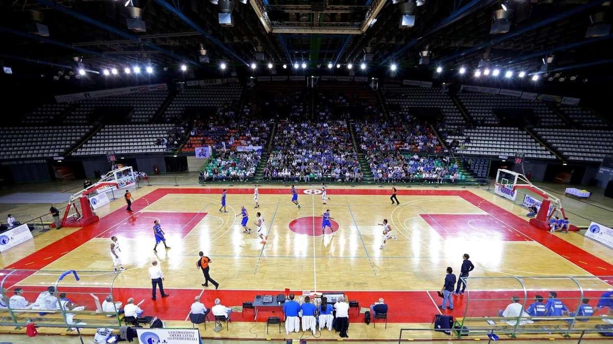 Finali Playoff Serie A, Siena batte 75-68 Milano e pareggia la serie
