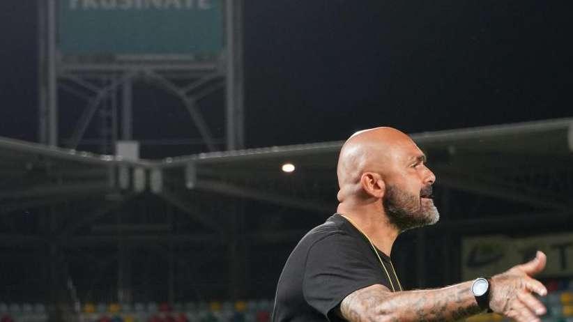 Avellino, che carattere! In dieci contro undici ribalta la Carrarese, ma che bravo Biancolino...