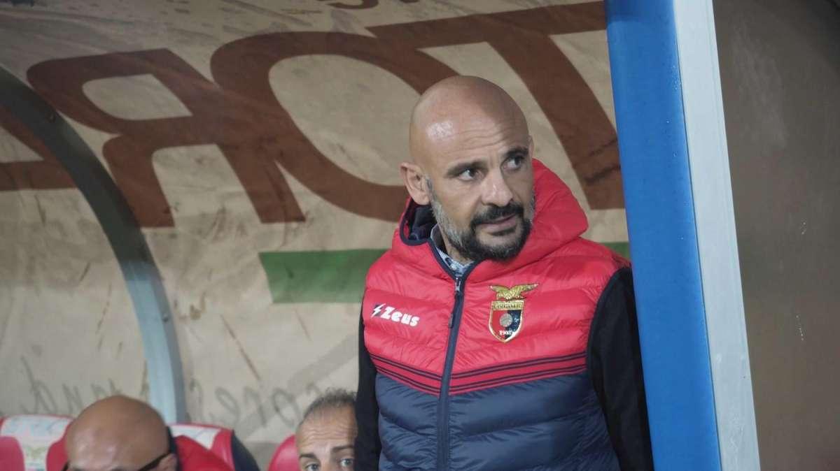 Ciro Ginestra (all. Picerno): "Santaniello è un grande attaccante. Con Maniero coppia vincente"