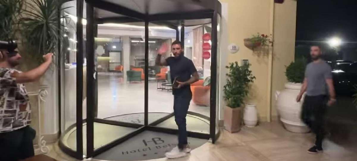 Avellino, Pazienza è al Bel Sito Hotel. Dialogo con Perinetti e Condò