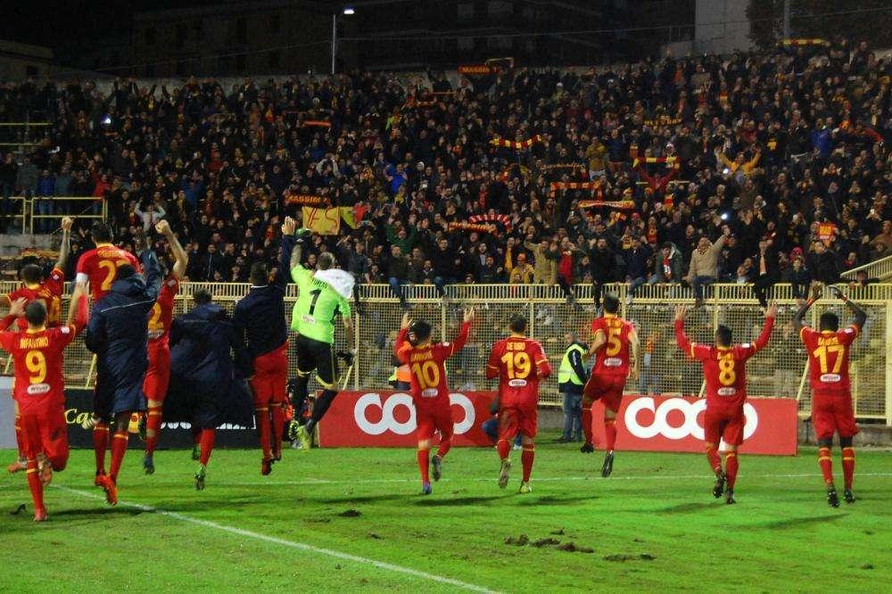 TS - Avellino, settima sconfitta, torna il sorriso al Catanzaro