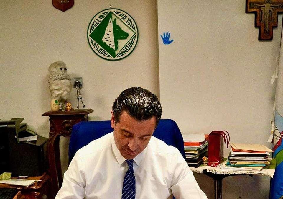 Avellino, il sindaco Festa firma la concessione d'uso del Partenio-Lombardi per l'iscrizione al prossimo campionato