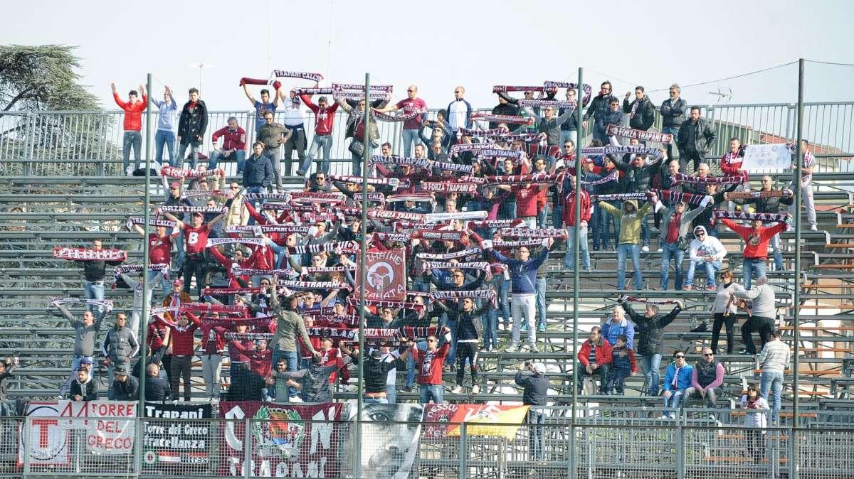 Lega Pro, il Picerno in 10 ferma il Trapani (0-0). Rabbia Antonini: "O svoltiamo, oppure giocatori in giardino a giocare con mio figlio"