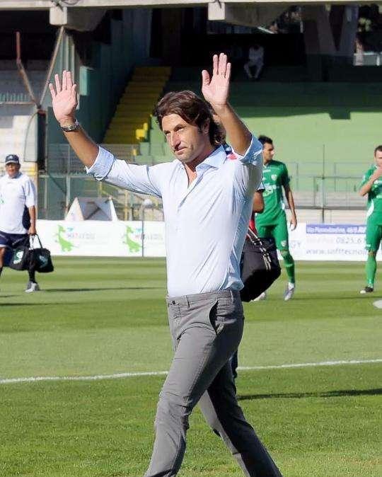 Mister grazie, ma hai rovinato tutto. Una caduta di stile agli occhi di chi credeva in te!