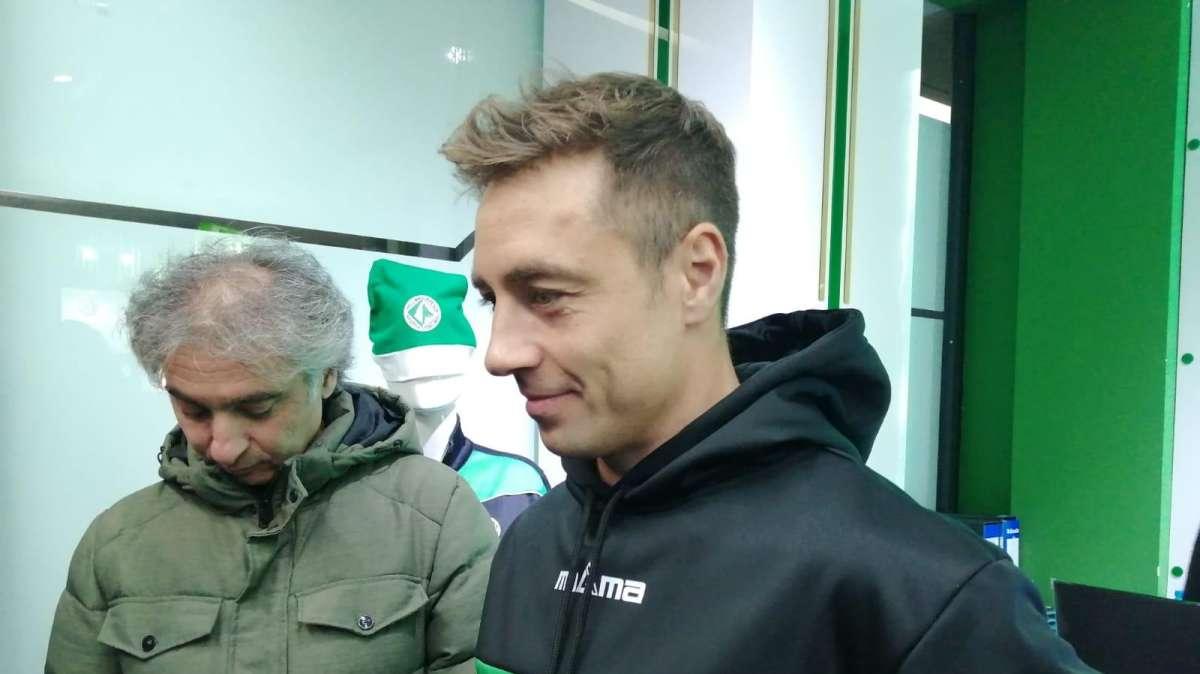Cionek: "Il calore dei tifosi non ci manca mai. I tanti infortuni? I motivi possono essere tanti"
