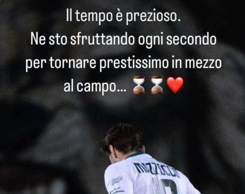 Mazzocco su Instagram: "Tempo prezioso, tornerò prestissimo in mezzo al campo"