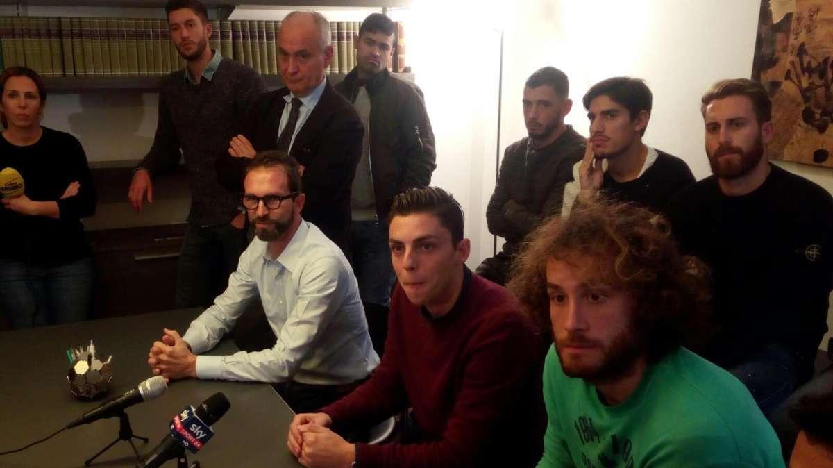 L'Assocalciatori indice lo sciopero per la prima giornata di campionato: non si gioca